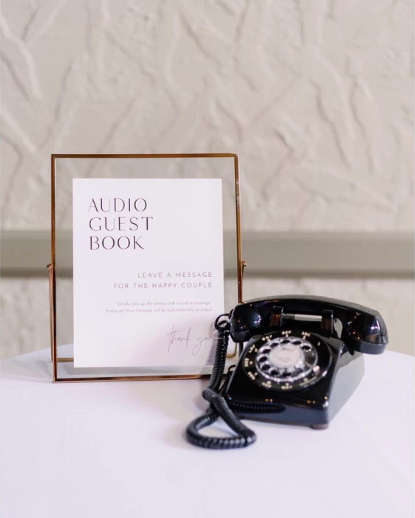 Telefonos vendégkönyv esküvőre fekete színben